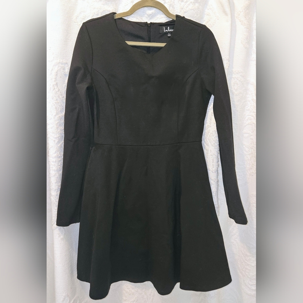 Elegant Black Long Sleeve Dress